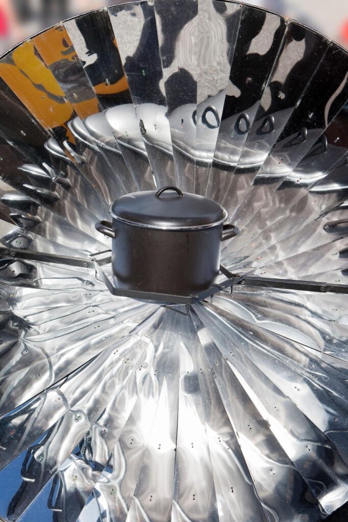 Parabolic Solar Cooker